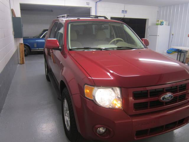 Ford Escape 2008 photo 2