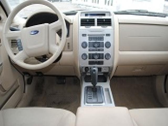 Ford Escape 2008 photo 1