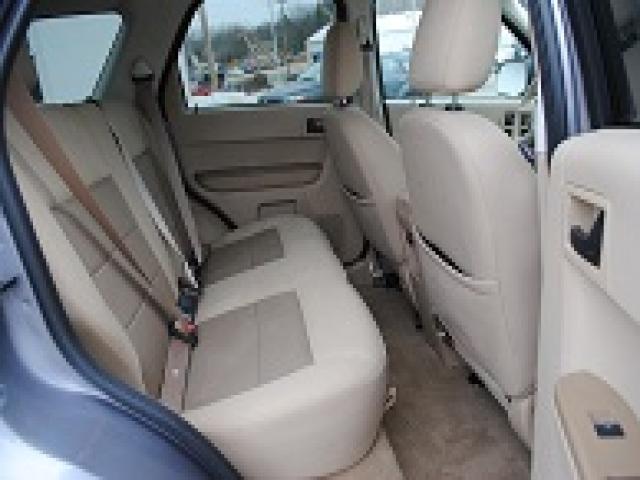 Ford Escape 2008 photo 3