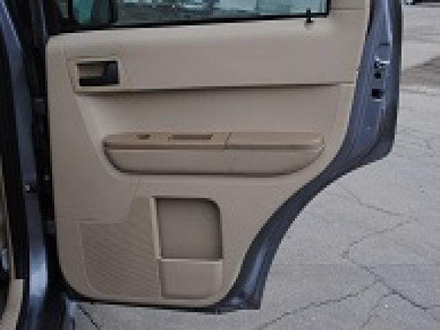 Ford Escape 2008 photo 4