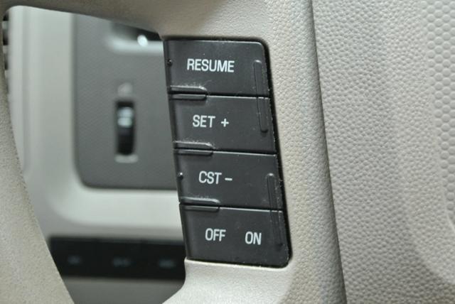 Ford Escape 2008 photo 1