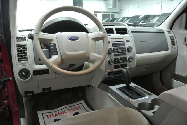 Ford Escape 2008 photo 11