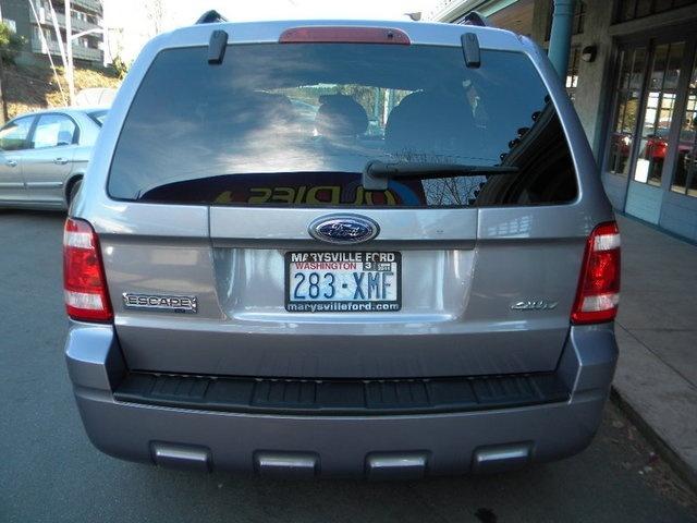 Ford Escape 2008 photo 2