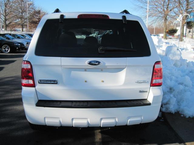 Ford Escape 2008 photo 2