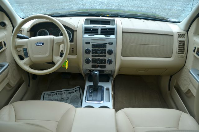 Ford Escape 2008 photo 9