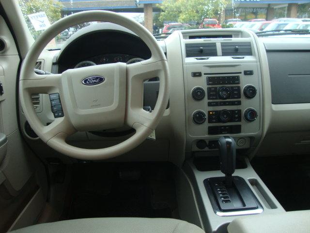 Ford Escape 2008 photo 4