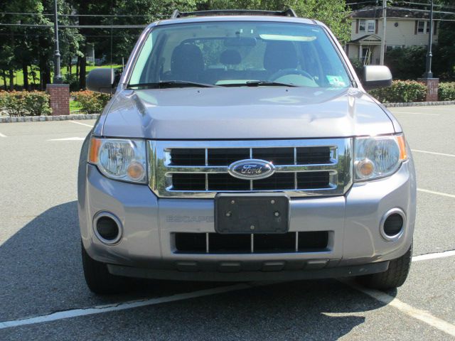 Ford Escape 2008 photo 2