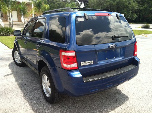 Ford Escape 2008 photo 2