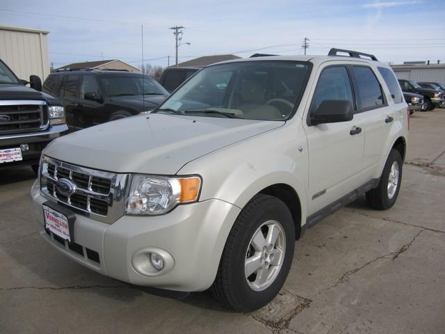 Ford Escape ESi Sport Utility