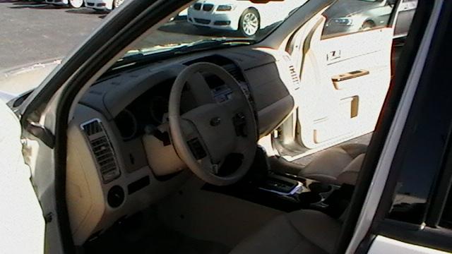 Ford Escape 2008 photo 3