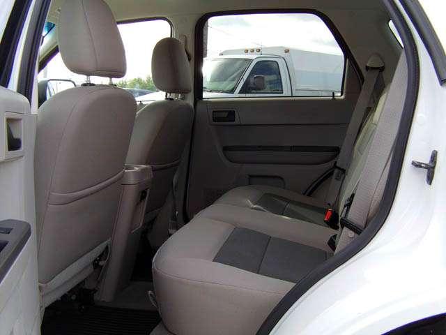 Ford Escape 2008 photo 4