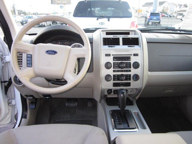 Ford Escape 2008 photo 4