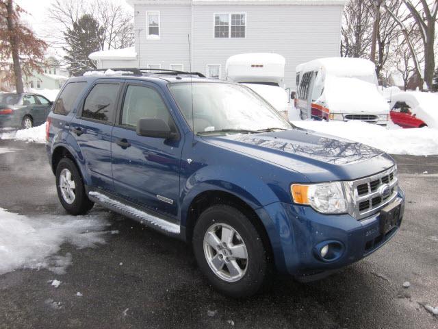 Ford Escape 2008 photo 2