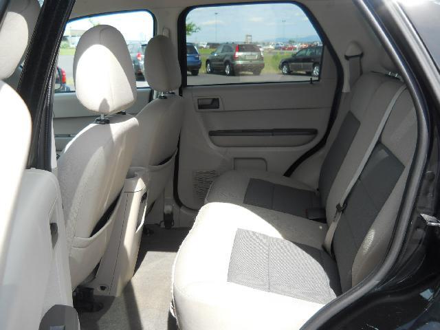 Ford Escape 2008 photo 2