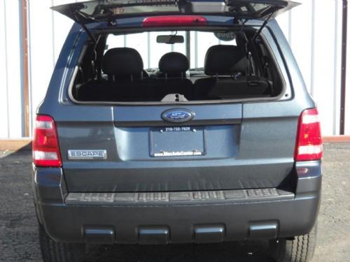 Ford Escape 2008 photo 3