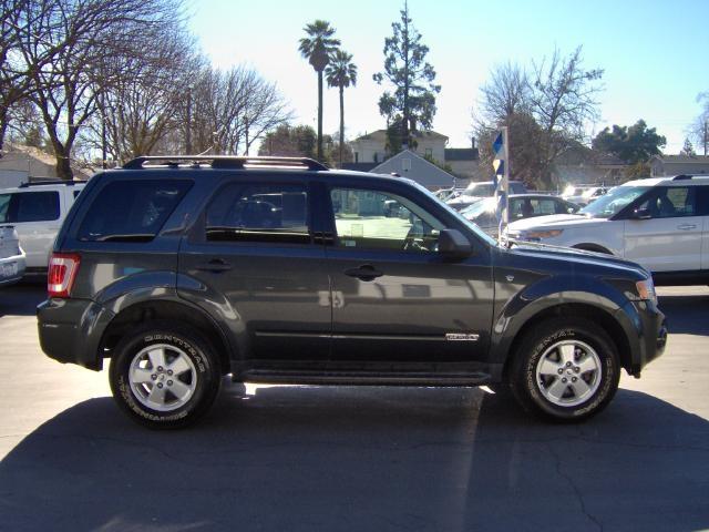 Ford Escape 2008 photo 1