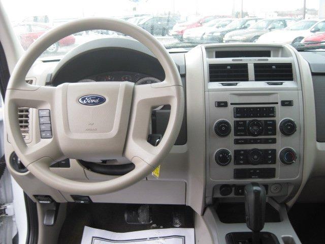 Ford Escape 2008 photo 1