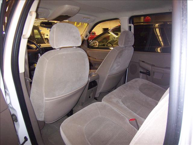 Ford Escape 2008 photo 2