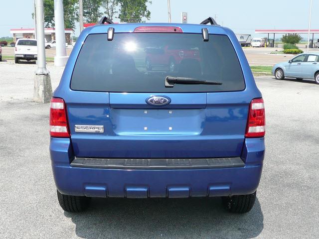 Ford Escape 2008 photo 3