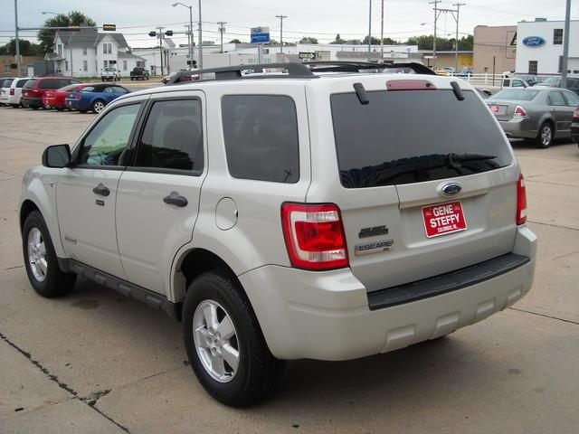 Ford Escape 2008 photo 3