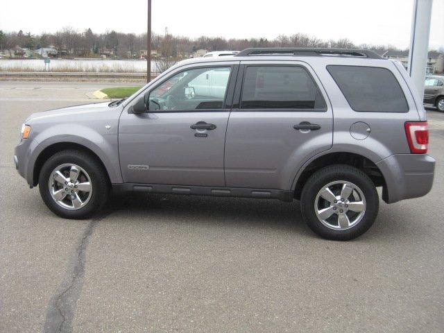 Ford Escape 2008 photo 2