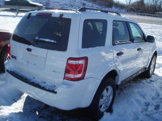 Ford Escape 2008 photo 3