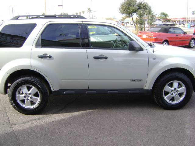 Ford Escape 2008 photo 2