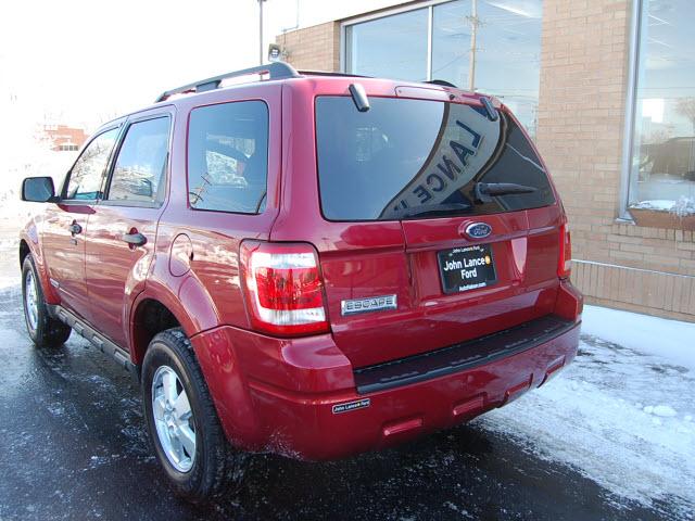 Ford Escape 2008 photo 2