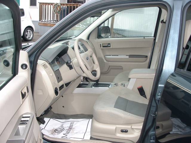 Ford Escape 2008 photo 3