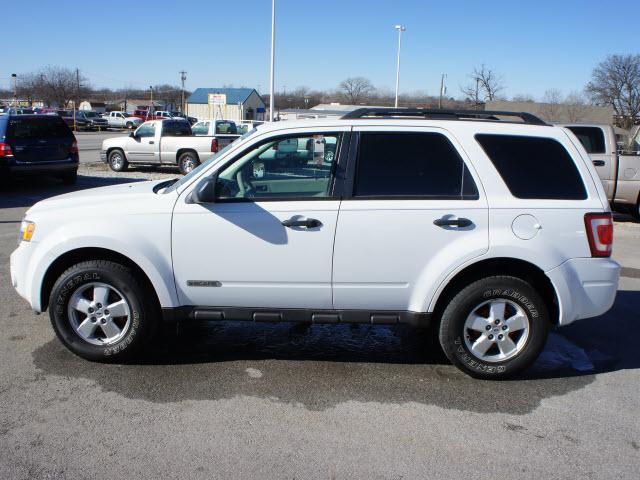 Ford Escape 2008 photo 1