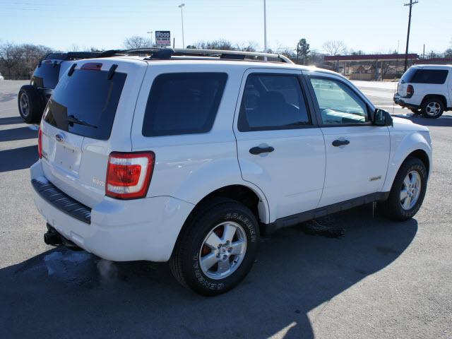 Ford Escape 2008 photo 3