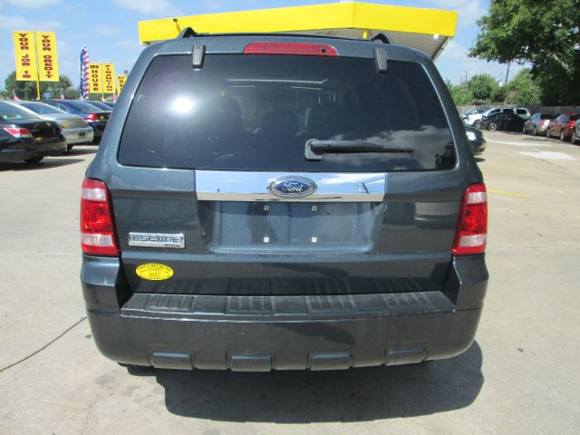 Ford Escape 2008 photo 2