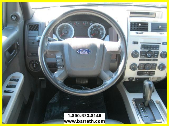 Ford Escape 2008 photo 2