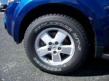 Ford Escape 2008 photo 2