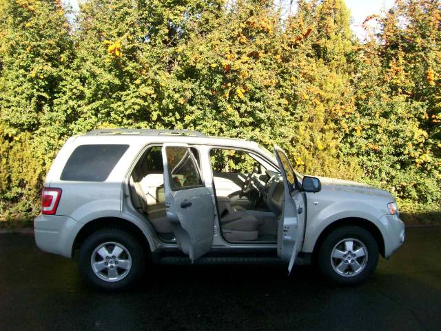 Ford Escape 2008 photo 2