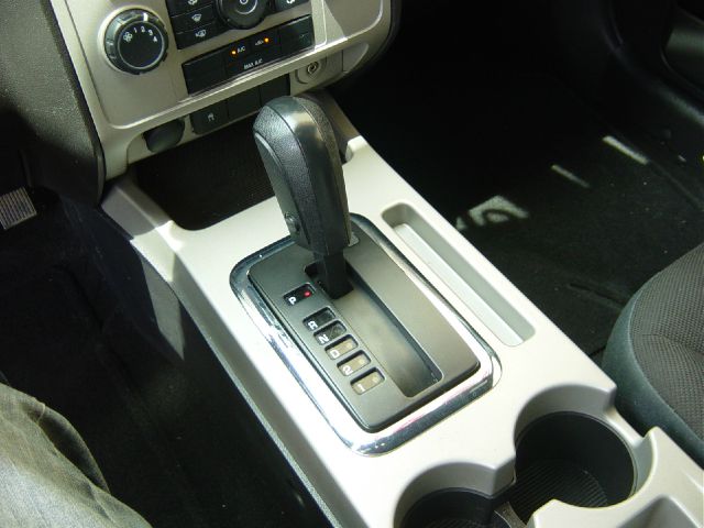 Ford Escape 2008 photo 10