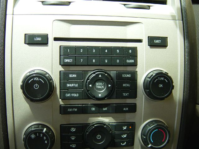 Ford Escape 2008 photo 18