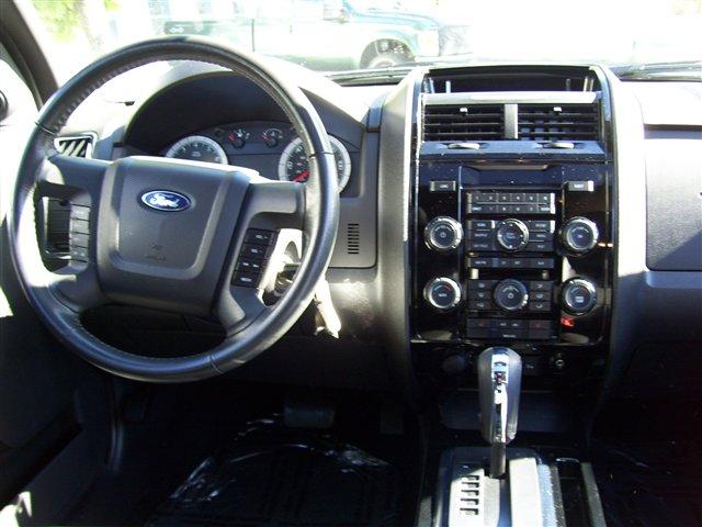 Ford Escape 2008 photo 3