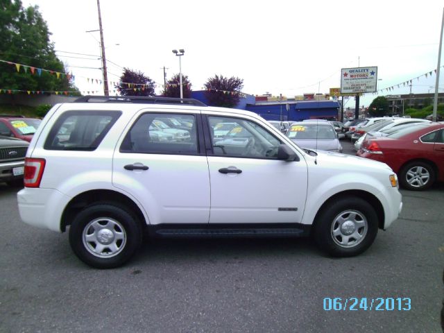 Ford Escape 2008 photo 1