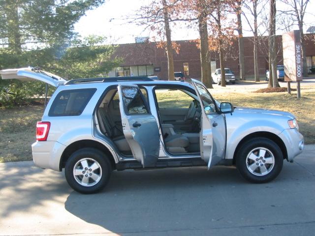 Ford Escape 2008 photo 3