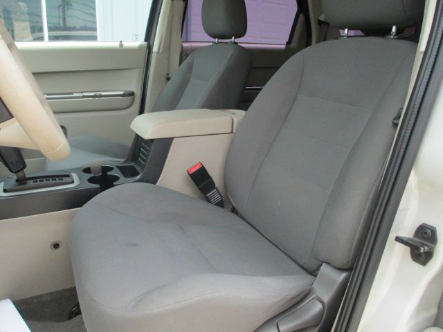 Ford Escape 2008 photo 1