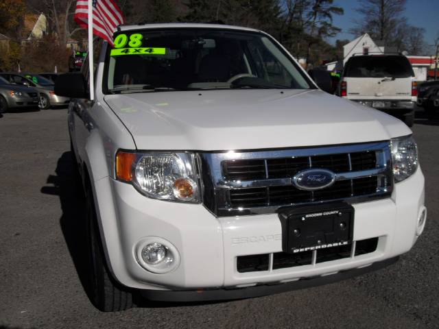 Ford Escape ESi Sport Utility