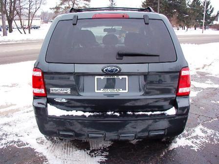 Ford Escape ESi Sport Utility