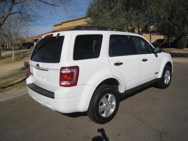 Ford Escape 2008 photo 1