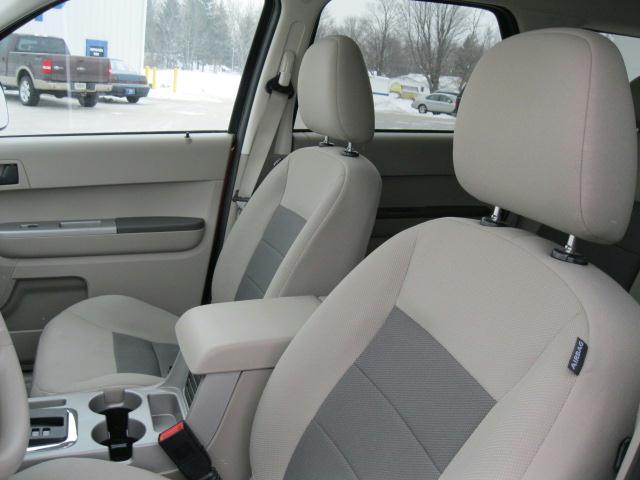 Ford Escape 2008 photo 4