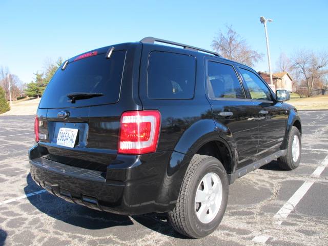 Ford Escape 2008 photo 3