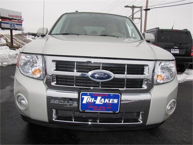 Ford Escape 2008 photo 2