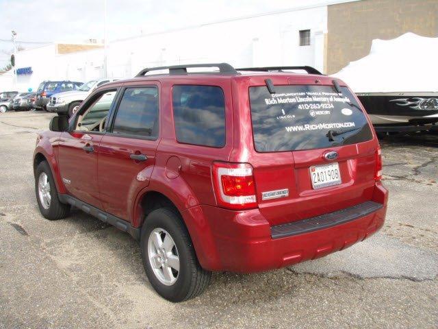 Ford Escape 2008 photo 2