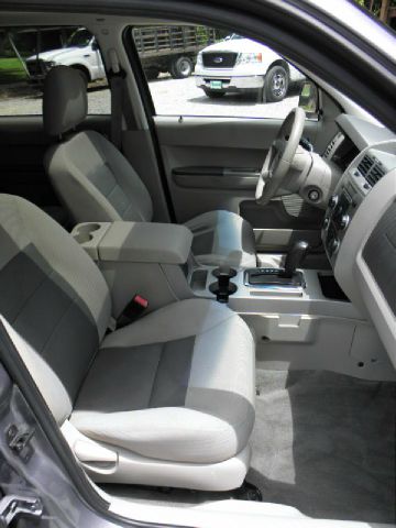 Ford Escape 2008 photo 18