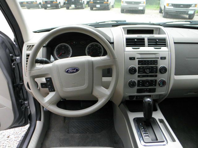 Ford Escape 2008 photo 31